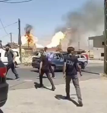 لحظه وقوع یک انفجار بسیار مهیب در جنوب لبنان: چه پیامدهایی در انتظار است؟ لحظه وقوع یک انفجار بسیار مهیب در جنوب لبنان: چه پیامدهایی در انتظار است؟